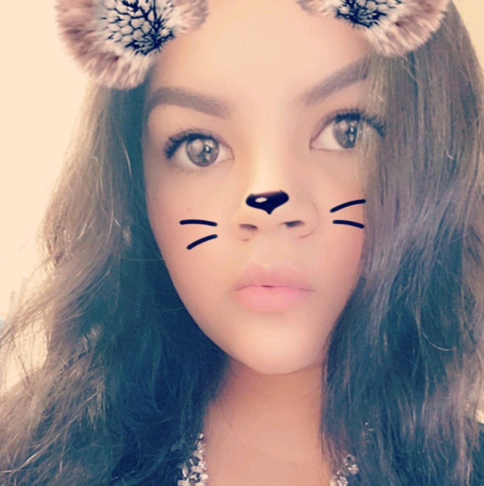Meet your Posher, Araceli